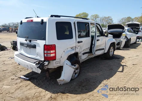 2012 Jeep Liberty Sport из США, поврежденный, VIN 1C4PJMAK8CW113859